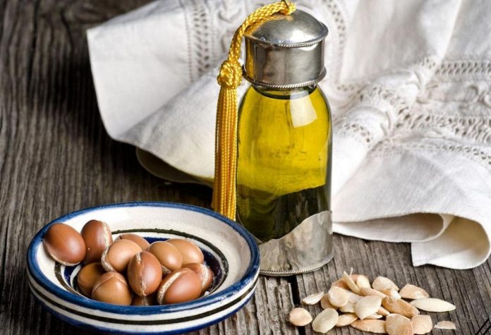 خواص روغن آرگان برای لک صورت و تاثیر چشمگیر آن بر تقویت ساقهی مو