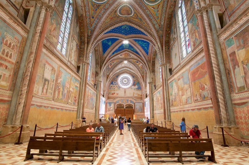کلیسای دی سن فرانسسکو - مکان های دیدنی ایتالیا