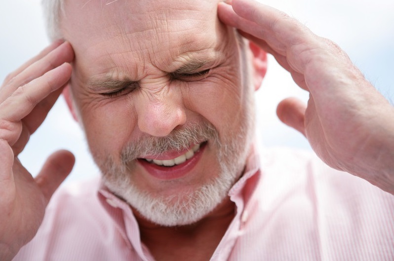 سردرد سالمندان - درمان سردرد