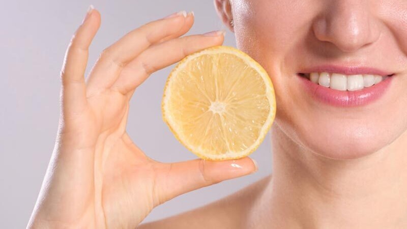 لیمو ترش - سفید کردن دندان