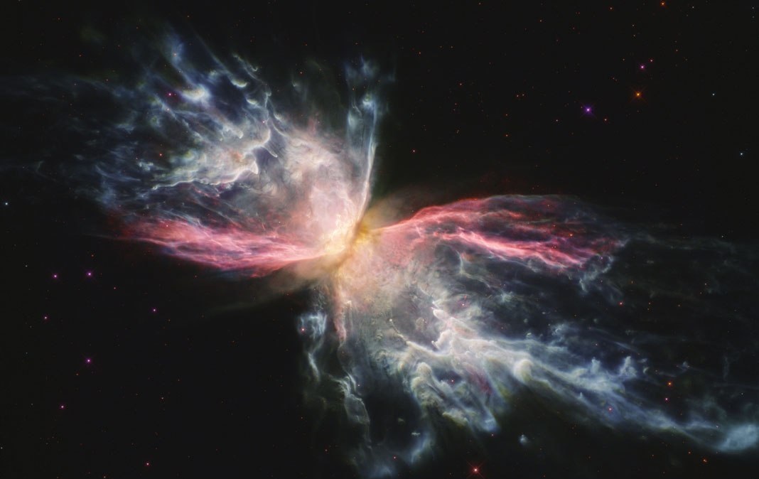 سحابی پروانه - تصاویر تلسکوپ هابل