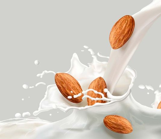 شیر بادام خانگی