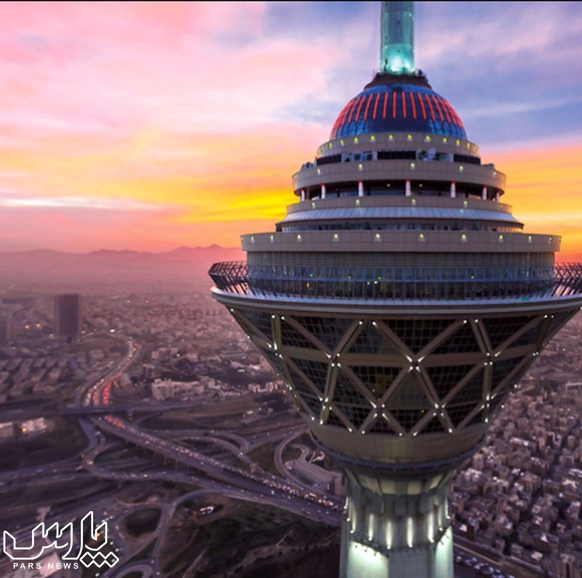برج میلاد تهران - زیباترین برج های دنیا