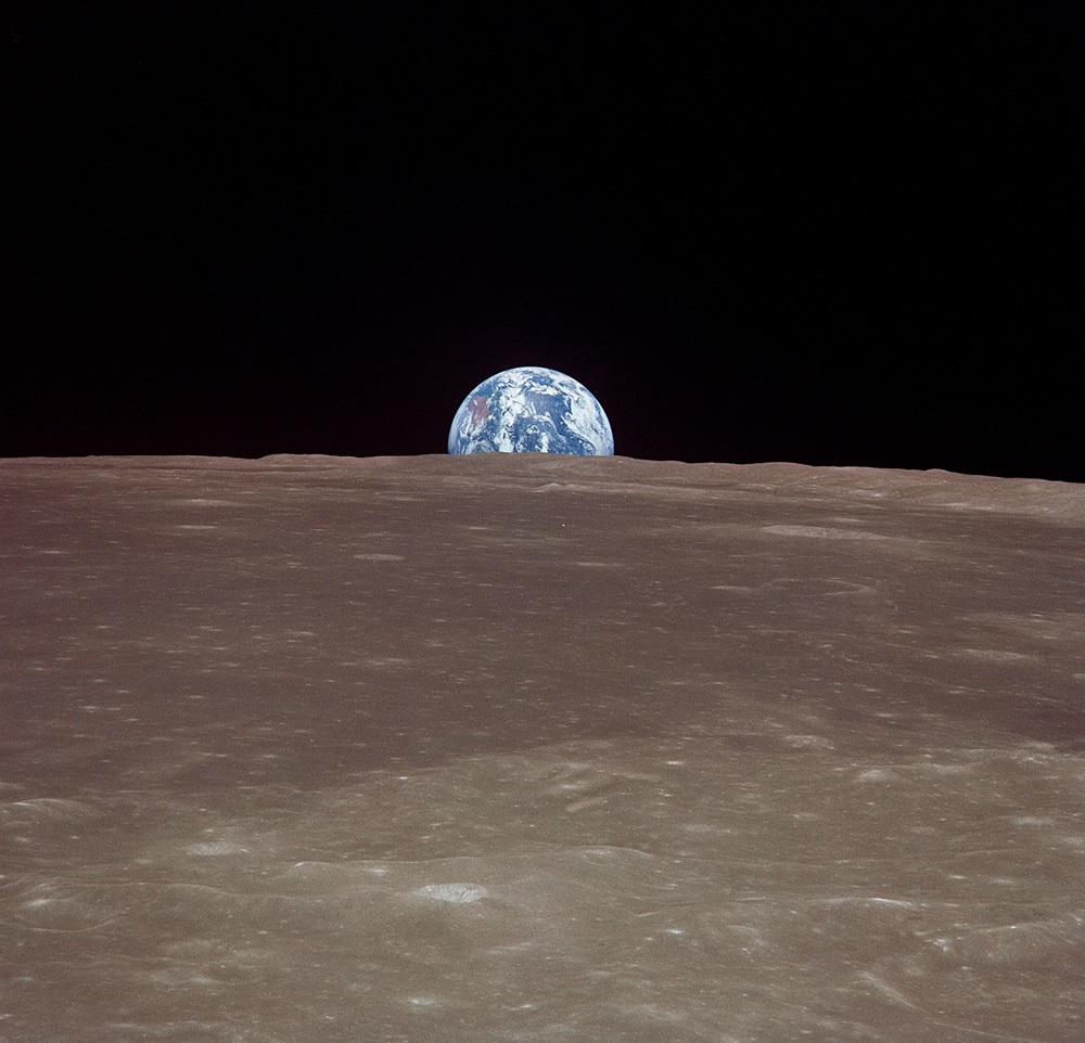 عکس کره ی زمین - فضانوردان