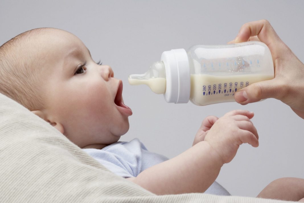 روش گرفتن شیر از کودک
