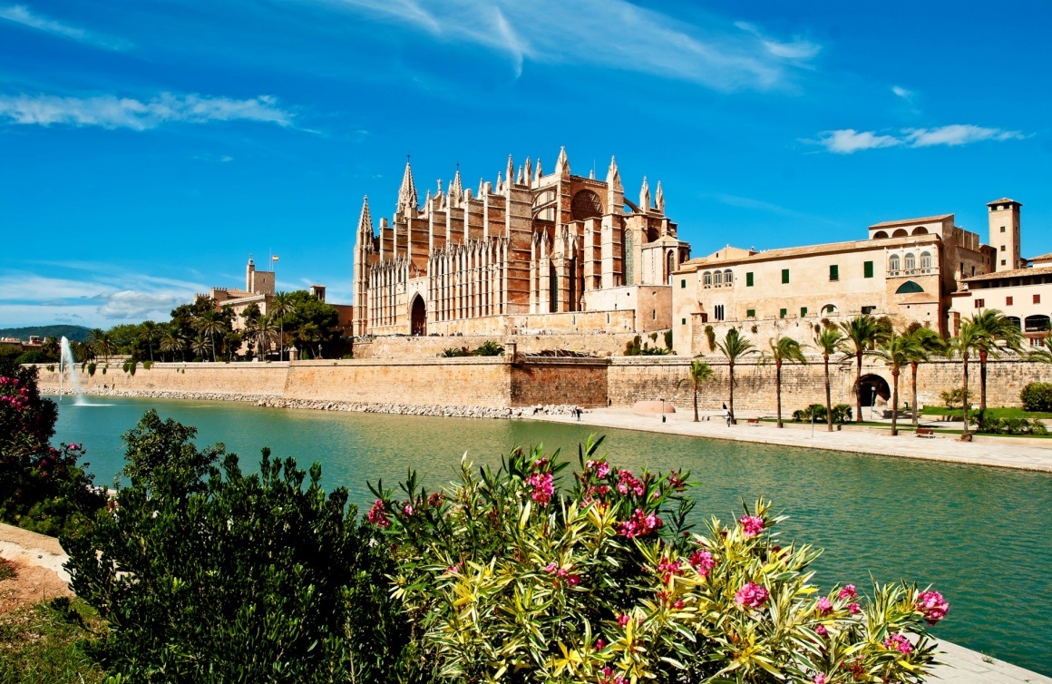 قلعه در اسپانیا - سفر به اسپانیا
