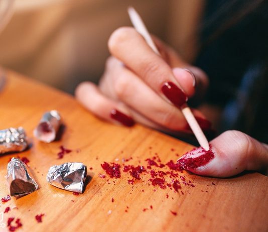 نحوه پاك كردن لاك ژليش