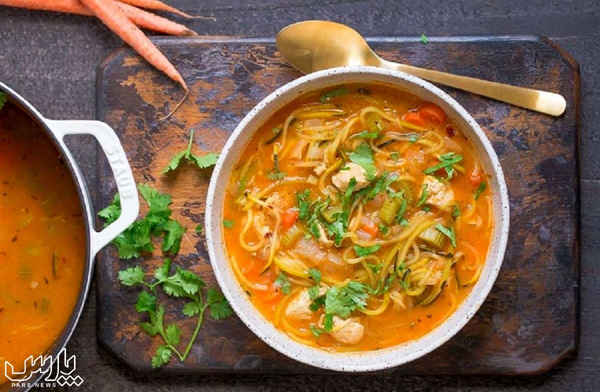 سوپ مرغ - طرز تهیه سوپ رشته برای سرماخوردگی