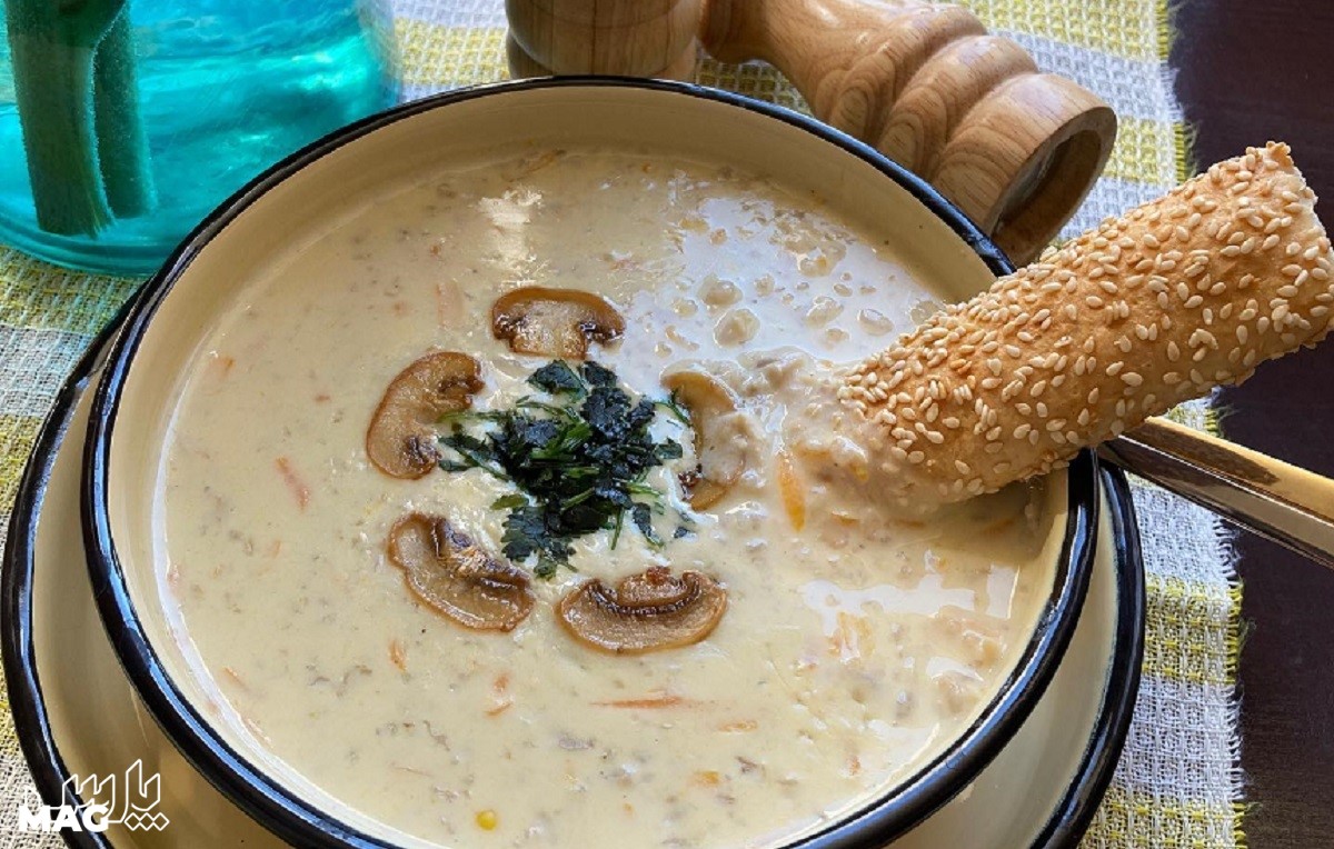 تزئین سوپ - طرز تهیه سوپ خامه ای رستورانی