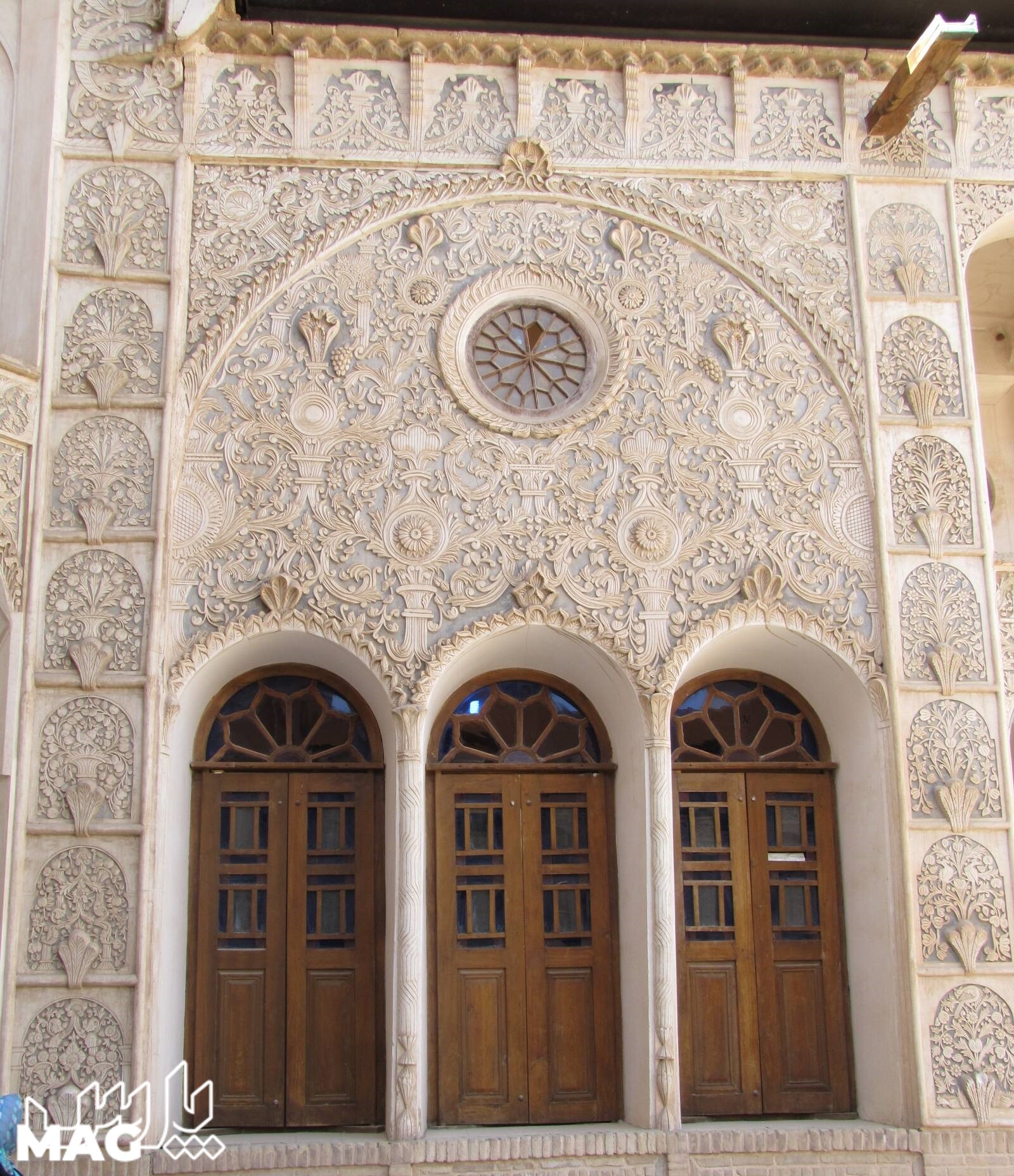 معماری ایرانی - خانه تاریخی طباطبایی ها