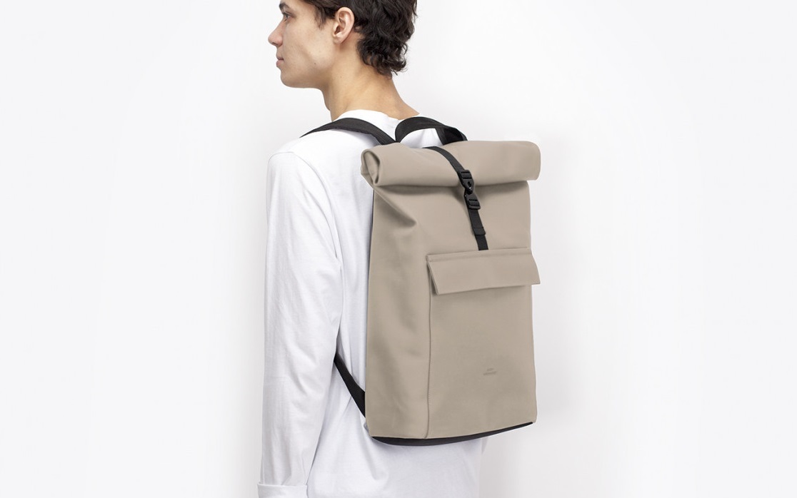 کوله پشتی ساده - نحوه صحیح حمل کوله پشتی