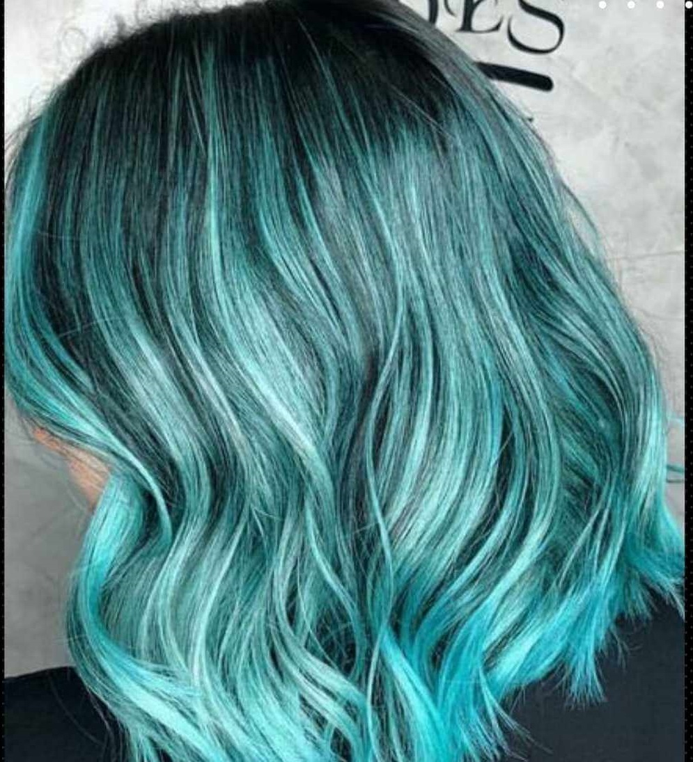 رنگ موی آبی - رنگ موی سال 2023