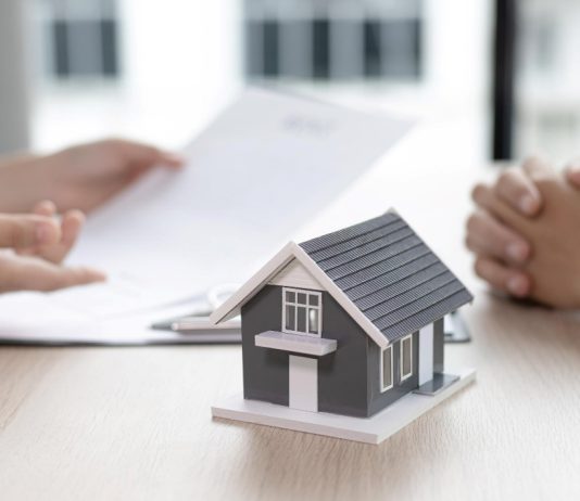 چگونه در خارج از کشور اتاق اجاره کنیم؟
