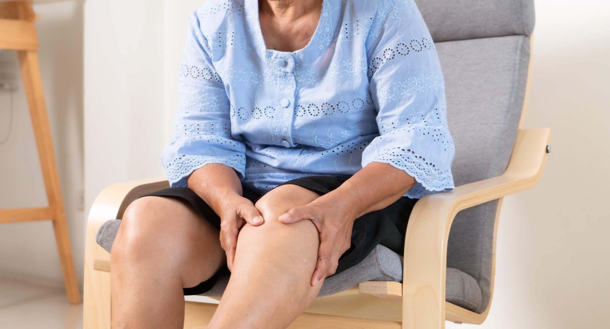 درمان پا درد - درمان ورم پا با زردچوبه