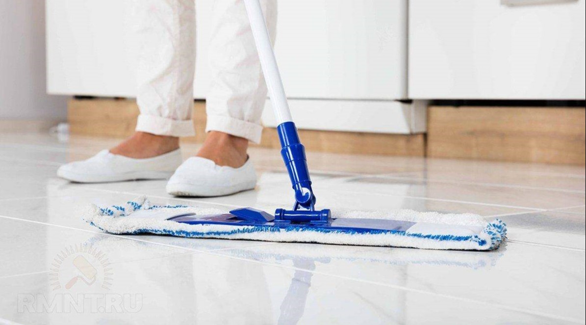 تمیز کردن کف خانه - تی آبی