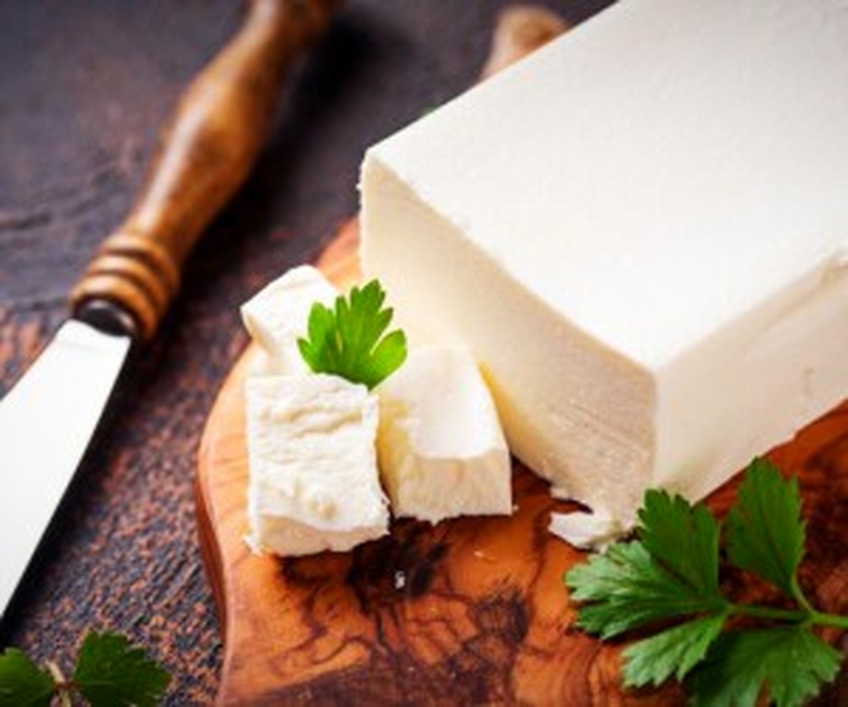 خطر مصرف پنیر - پنیر و جعفری