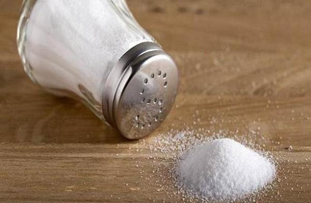 خیس شدن نمک - گرفتن رطوبت نمک
