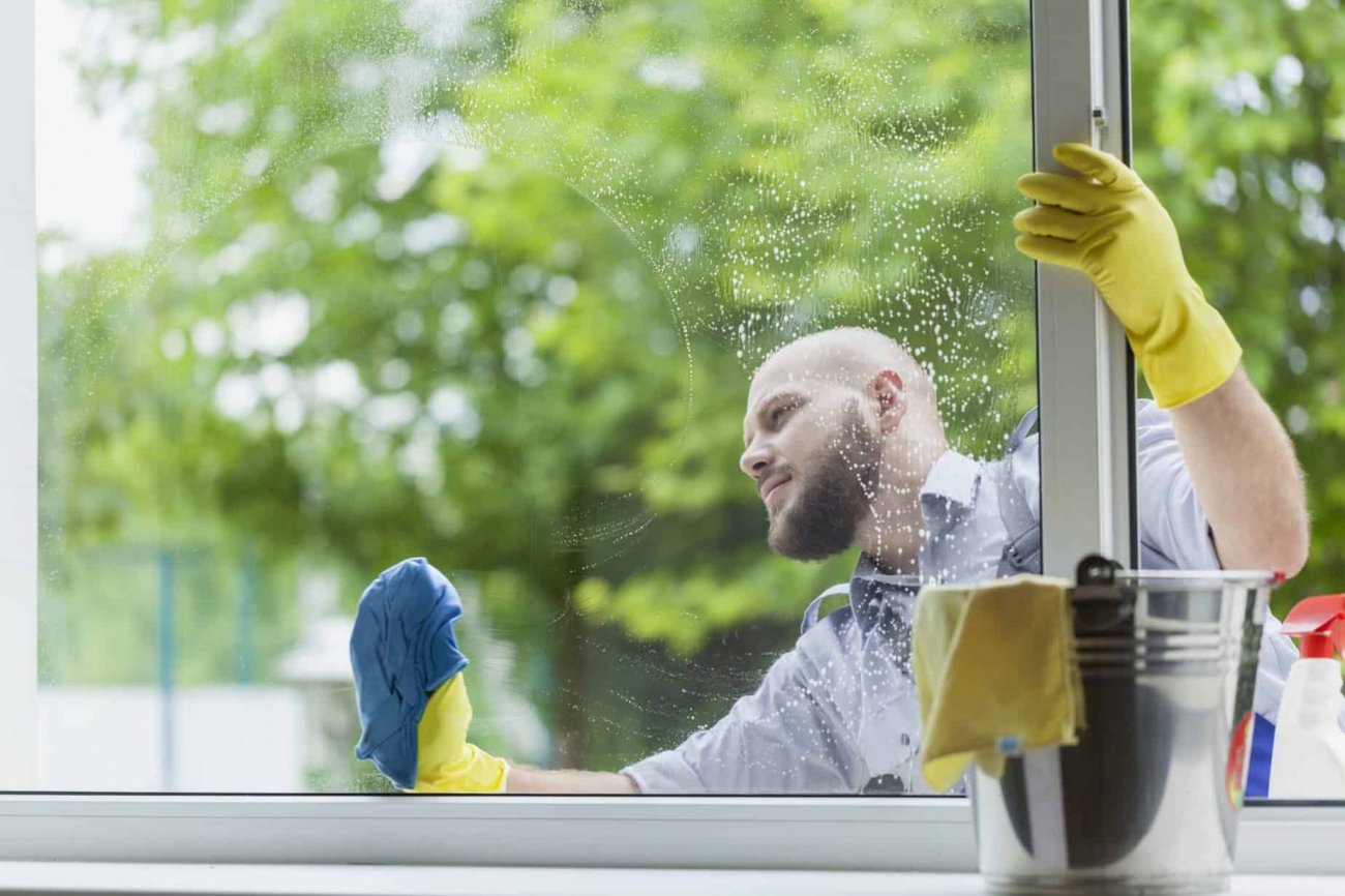تمیز کردن پنجره - شیشه دوجداره