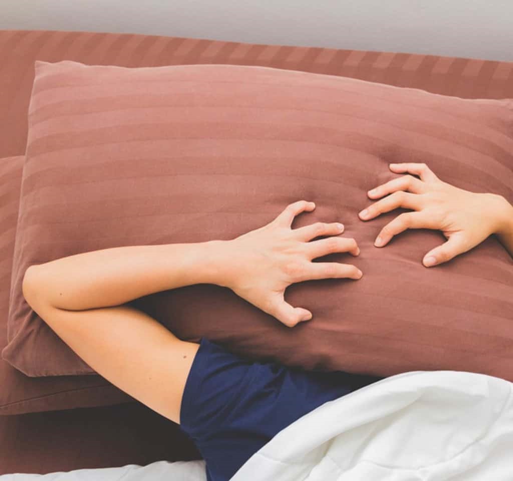 کابوس دیدن - علت خواب های آشفته