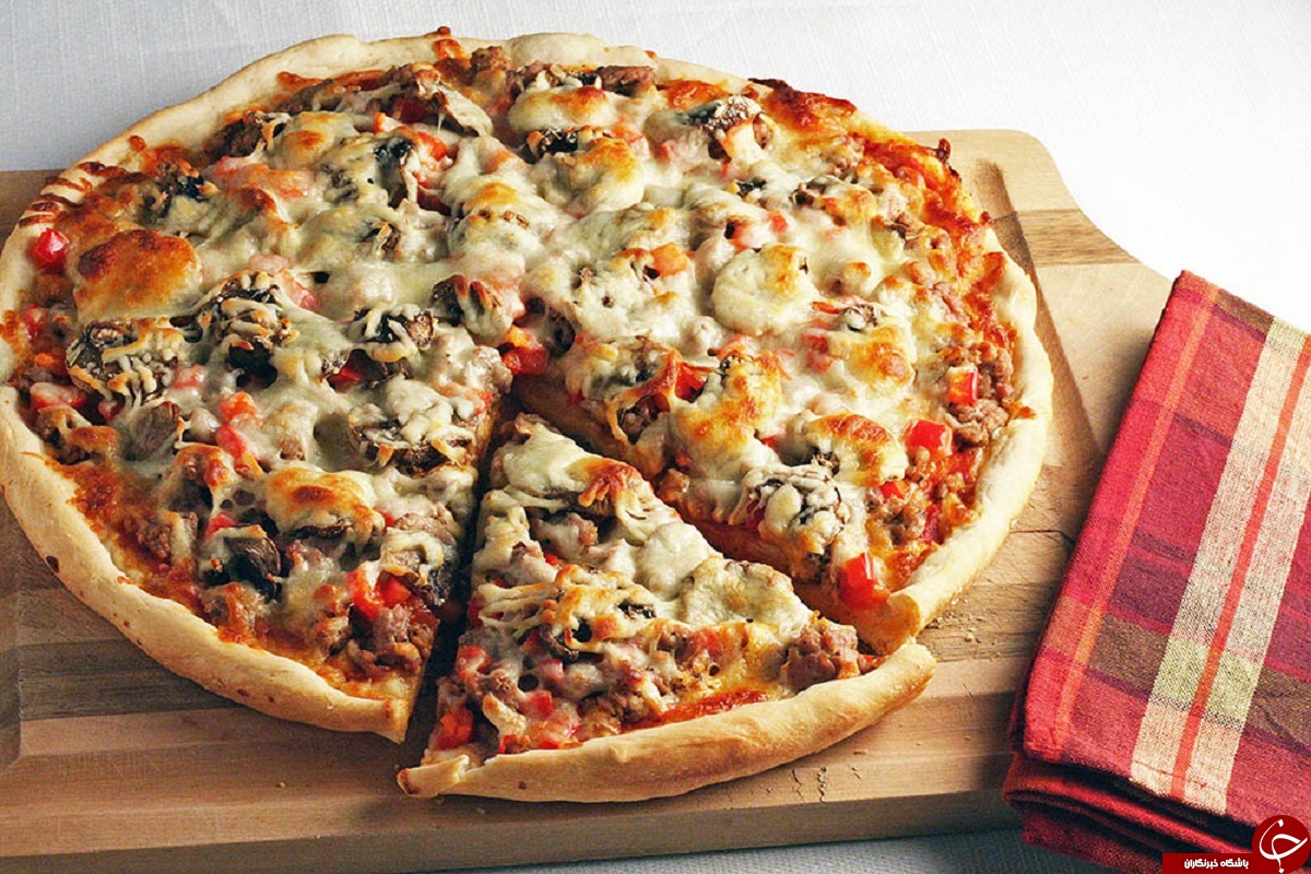 پیتزا مخلوط خانگی - پیتزا بریده شده