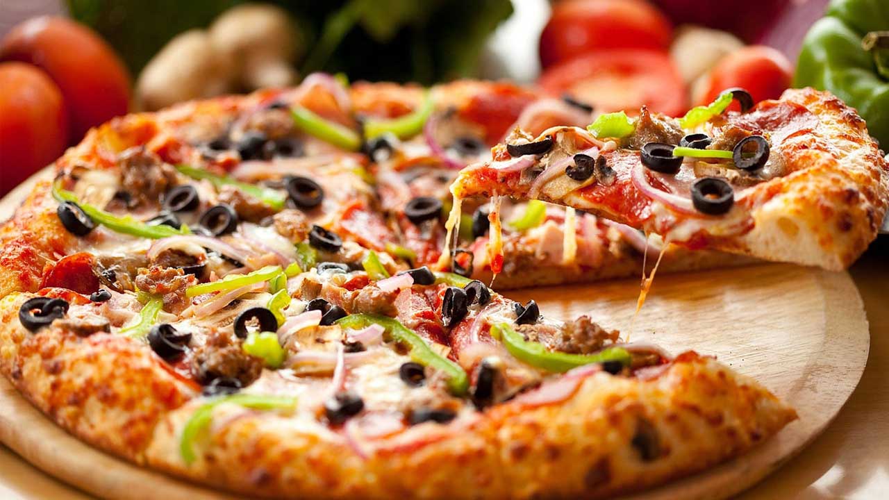 پیتزا مخلوط خانگی - پیتزا