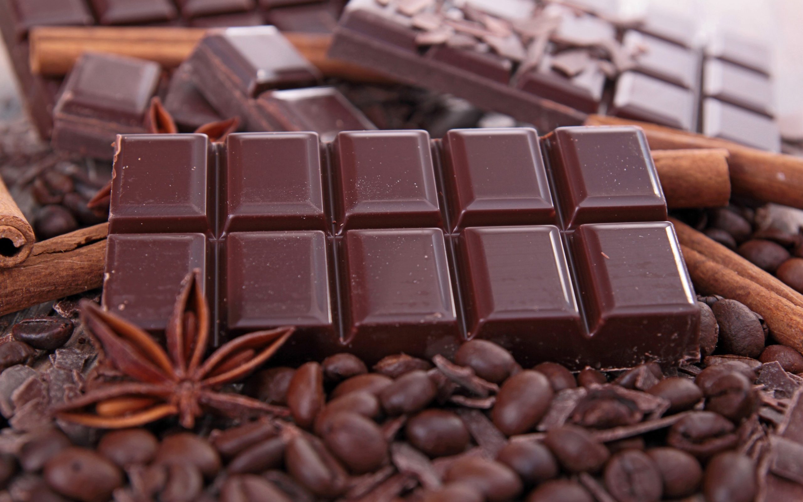 فواید شکلات تلخ - دانه شکلات