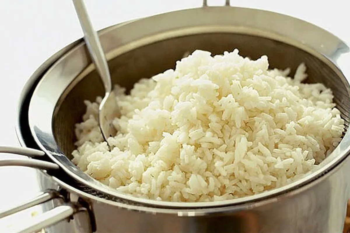 شفته شدن برنج - آبکش