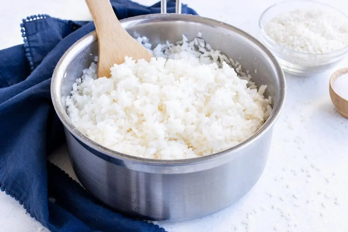 شفته شدن برنج - قابلمه