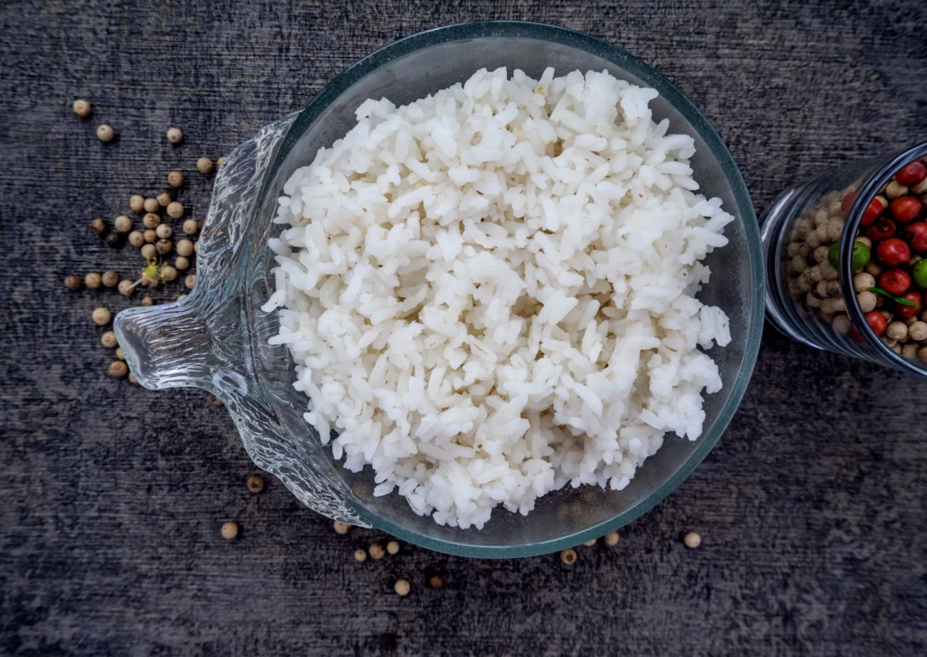 شفته شدن برنج - ظرف برنج