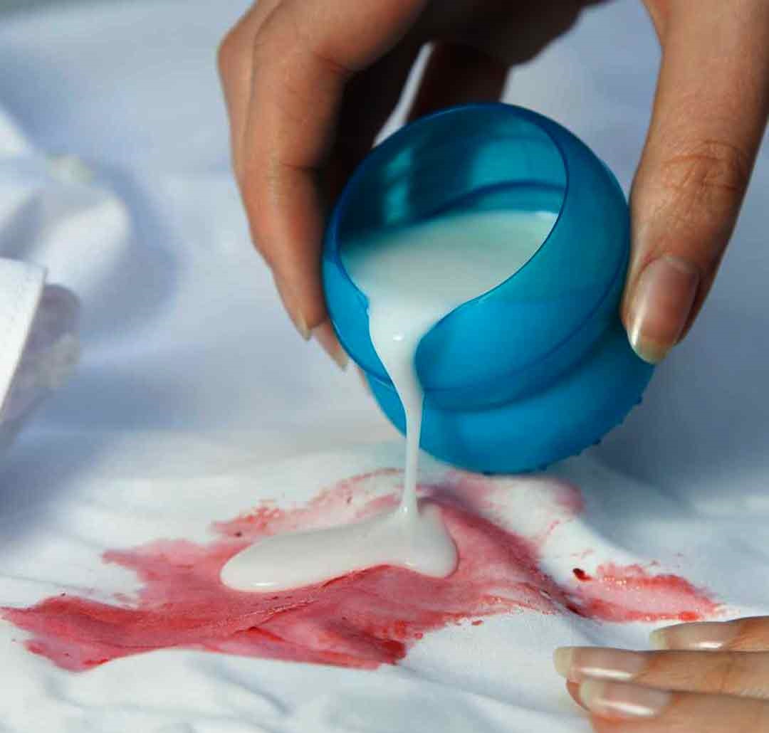 پاک کردن لکه خون از لباس زیر