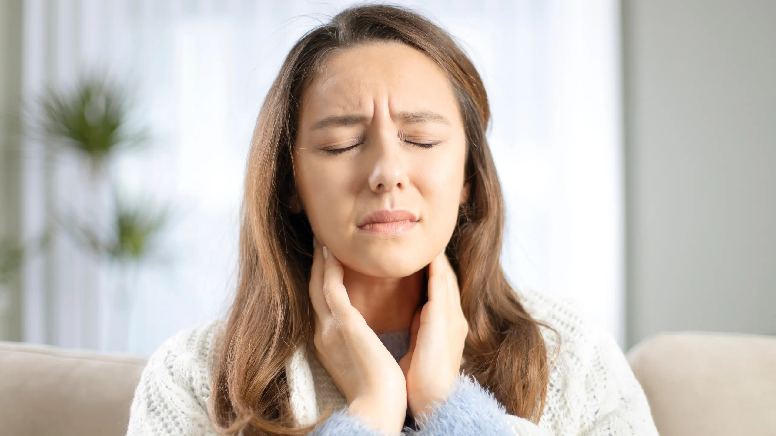 سرفه طولانی مدت - گلو درد