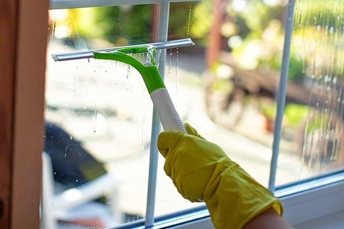 تمیز کردن بیرون پنجره - خشک کن