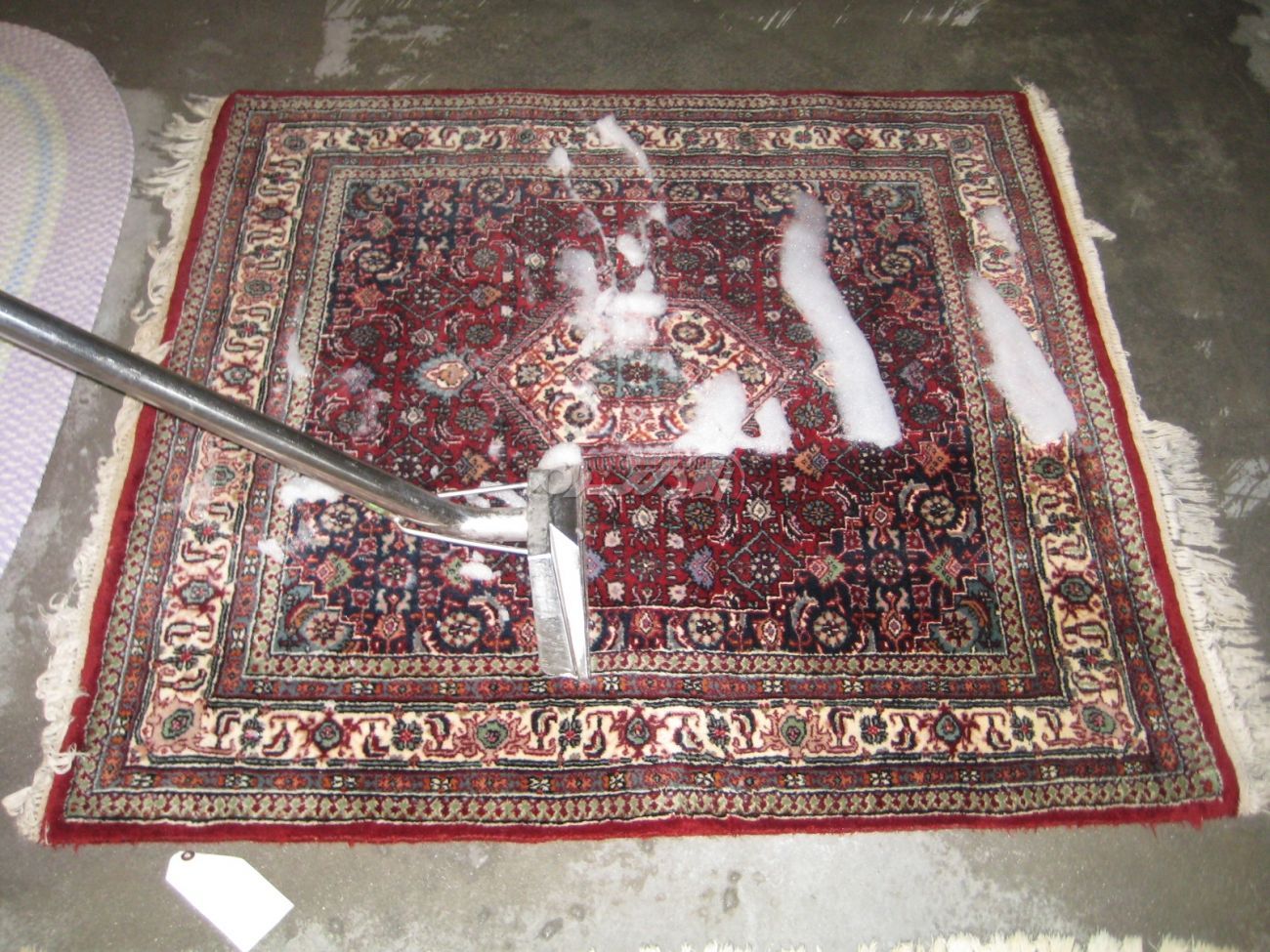 قالیشویی انواع فرش - فرش قرمز