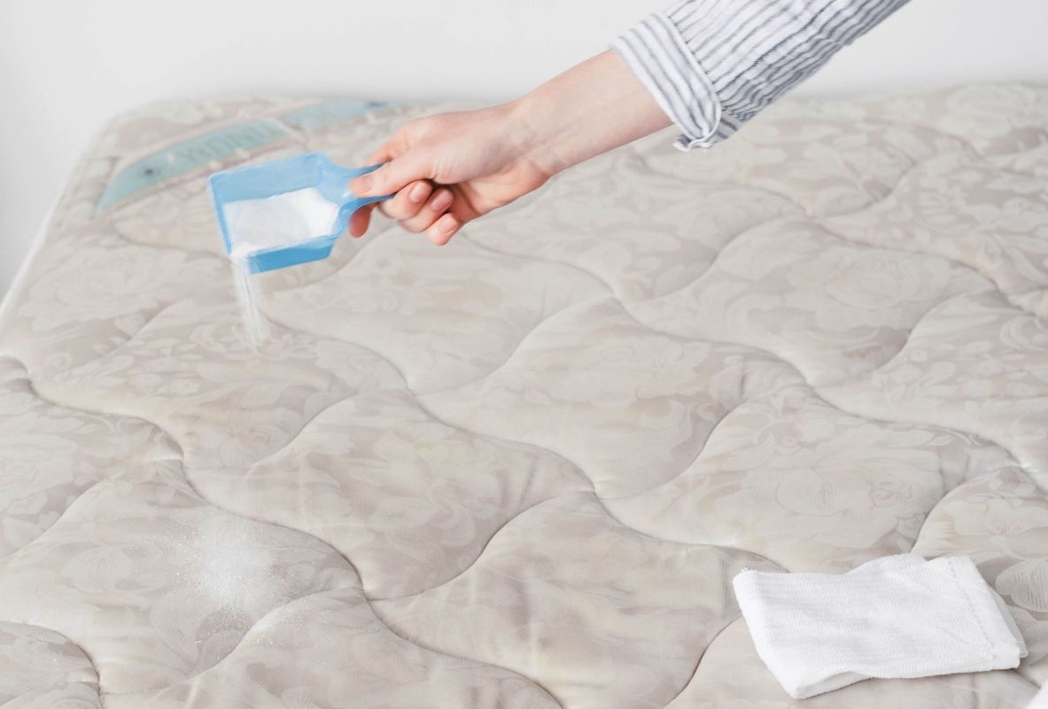 تمیز کردن تشک تخت با جوش شیرین
