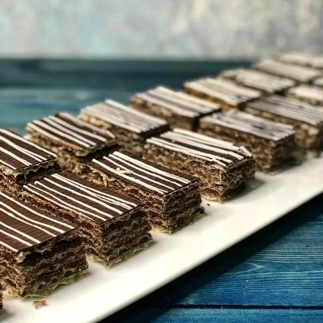 شیرینی میکادو - میکادو شکلاتی