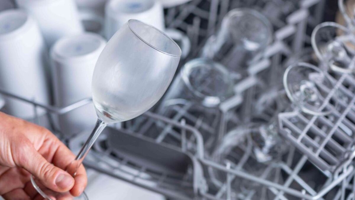 از بین بردن زردی لیوان - ماشین ظرفشویی